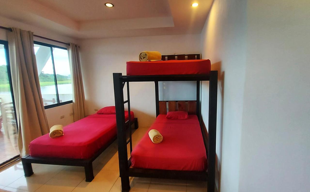 Tortuguero Adventures Guesthouse Bagian luar foto