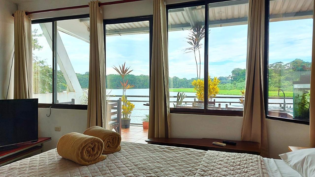 Tortuguero Adventures Guesthouse Bagian luar foto